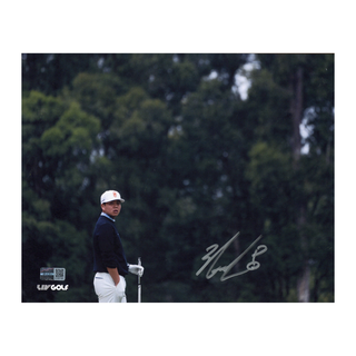 Yubin Jang LIV Golf Autographed Signed 8x10 Photograph (CX Auth/LIV Golf LOA)