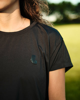 LIV Golf | Women's Crop Tee