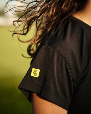 LIV Golf | Women's Crop Tee